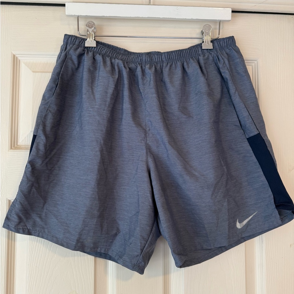 Nike Dri-FIT Gray Training Shorts with Navy Accents - Size L